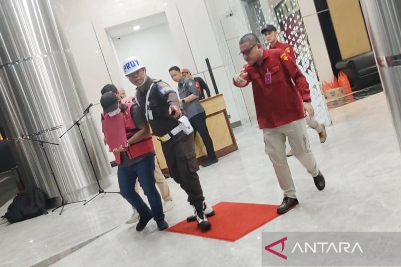 Tambah Tersangka, Kejagung Tahan Ketua Tim Cyber Army di Kasus Dugaan Perintangan Penanganan Perkara