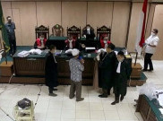  Di Persidangan Novel, Ibu Ini Ceritakan Detik-Detik Penyiraman Air Keras