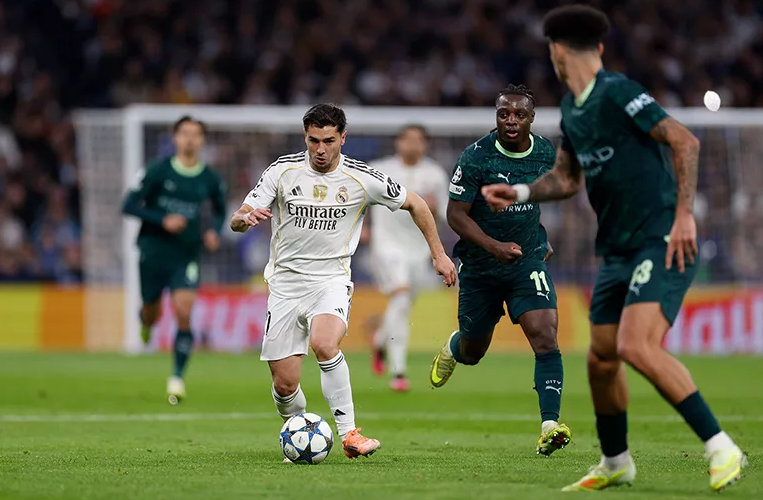 City Sempat Kebobolan Lebih Dulu, Guardiola Sebut Pemainnya Minder Main di Bernabeu