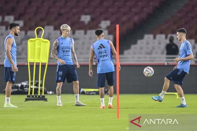 Jokowi Dipastikan Tonton Timnas Indonesia Lawan Argentina