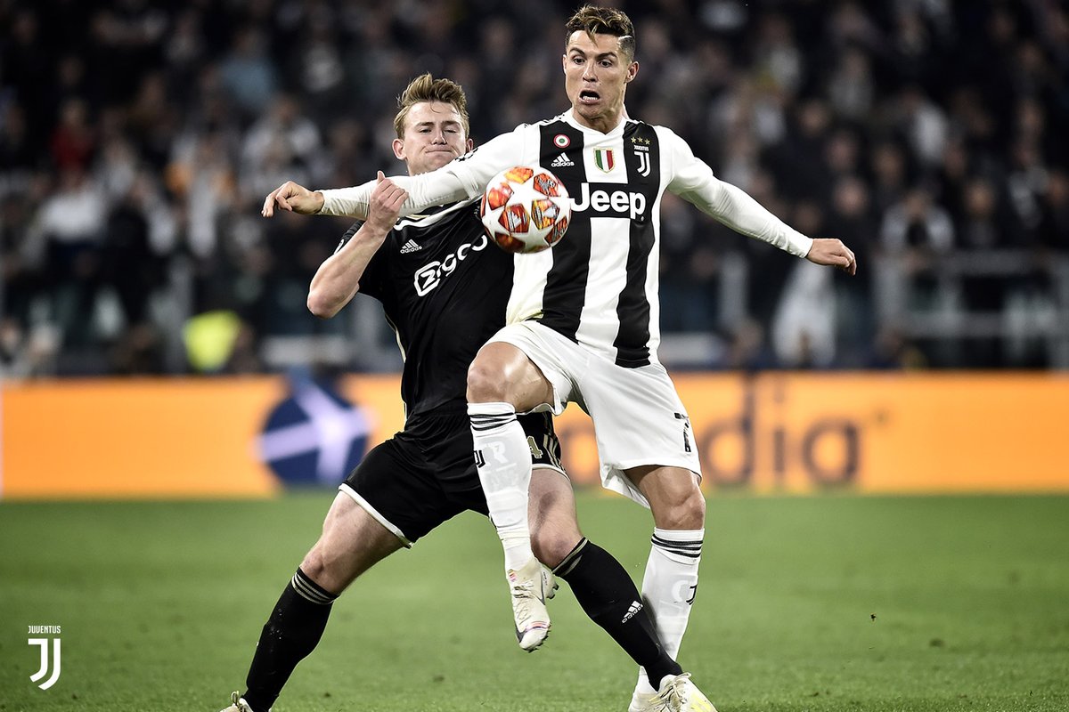 Juventus v Ajax