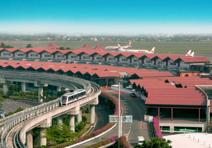 Cuaca Ekstrem, AirNav Lakukan Divert dan Holding di Bandara Soetta