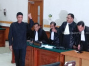 Hercules Divonis 8 Bulan Penjara, Pendukungnya Girang