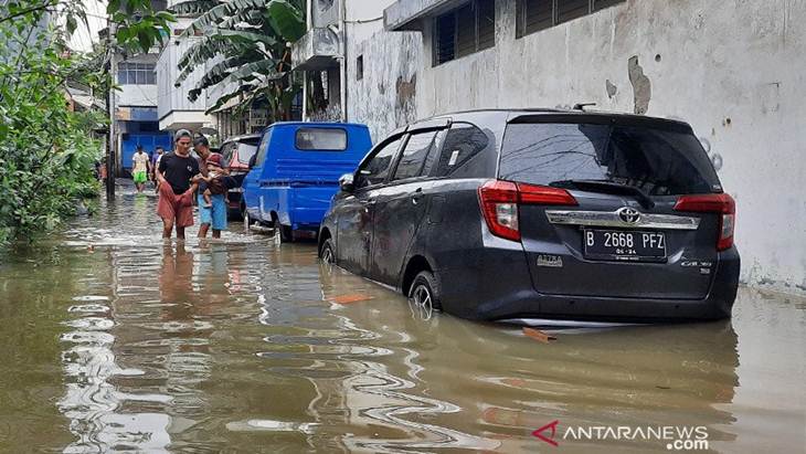 Jakarta Dikepung Banjir, Sebanyak 3.565 Warga Mengungsi