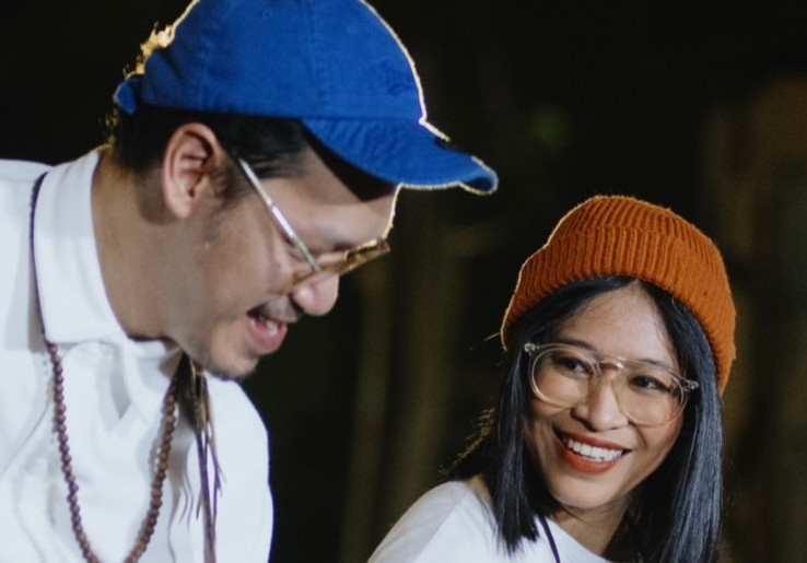 Endah N Rhesa Gambarkan Perjalanan Emosional Melepaskan Seseorang dalam Lirik Lagu 'Merelakanmu'