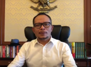 Dari Anji hingga Queen, Jagonya Menteri Hanif Dhakiri Bermusik