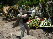 Kematian akibat COVID-19 Lebih 900.000 Jiwa