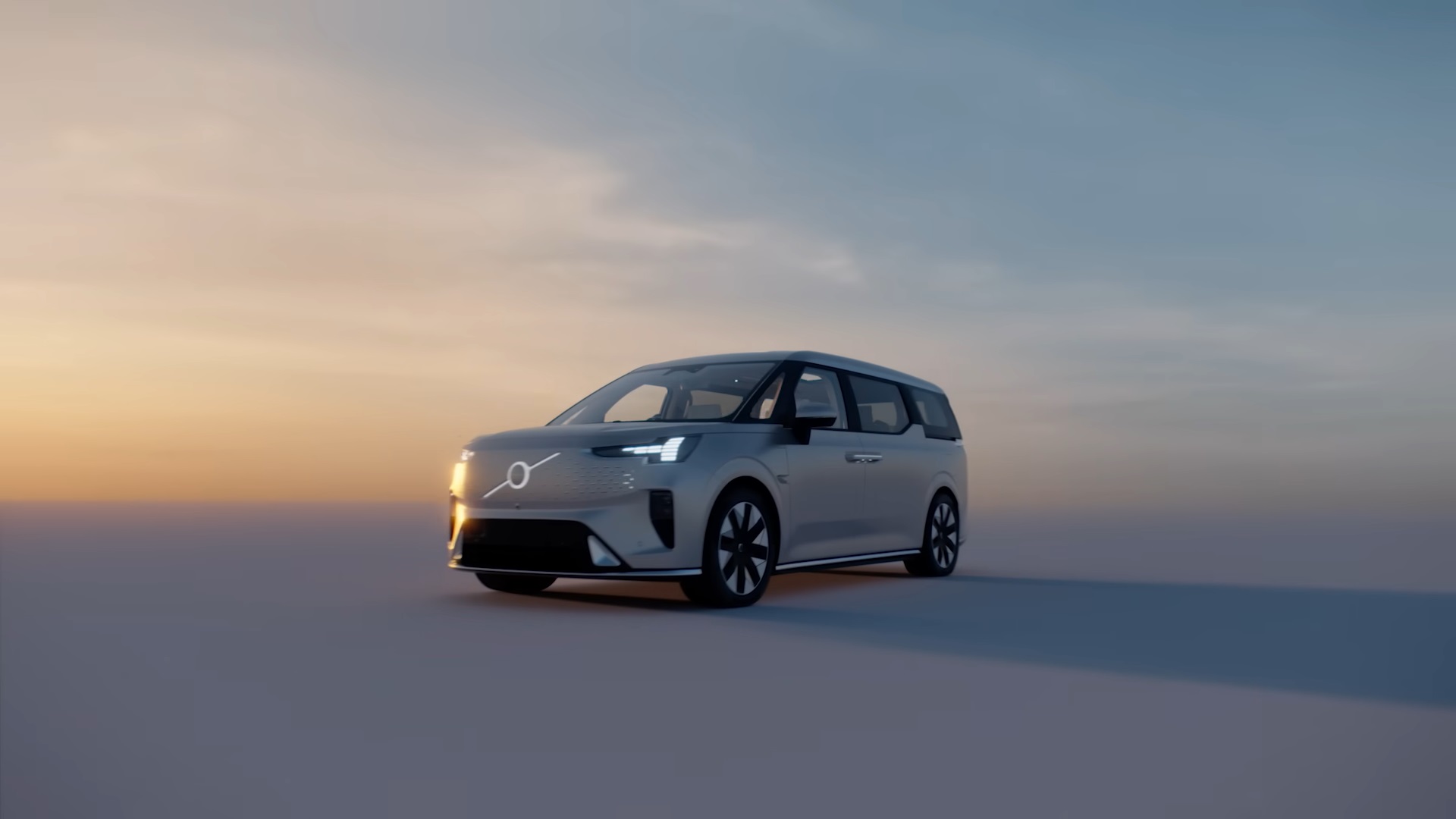 Minivan Listrik Volvo dapat Tempuh Jarak 738 Km