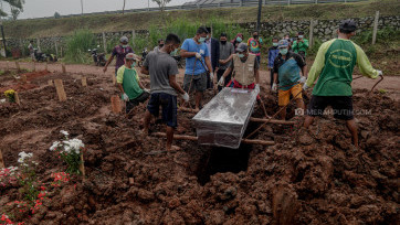 Peningkatan Pemakaman Jenazah Pasien Covid-19 di TPU Jombang