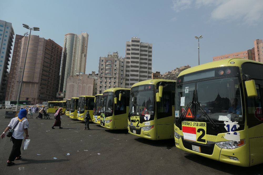 Bus Shalawat Berhenti Beroperasi, Calon Haji Diimbau Salat Jumat di Hotel