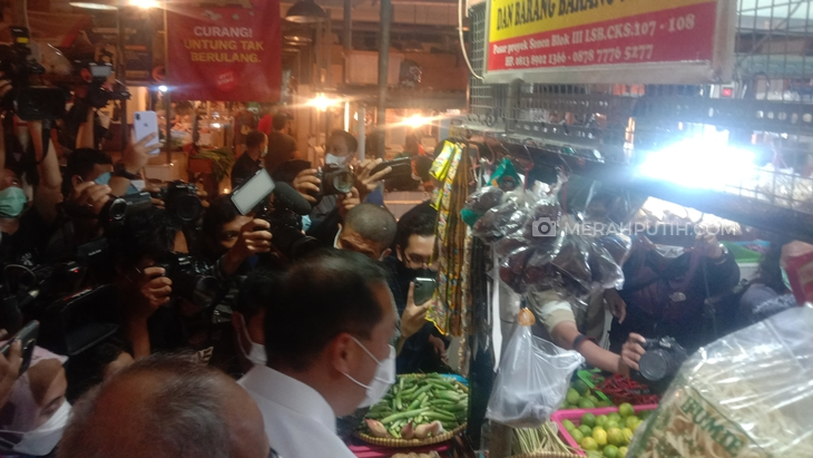 Mendag Lutfi Duga Ada Penyelundupan Minyak Goreng ke Luar Negeri