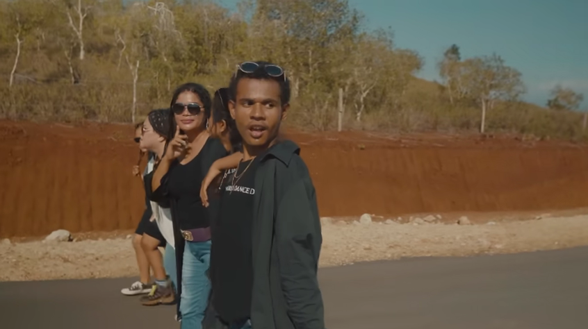 Lirik Lagu Eh Aduh Kaka yang Baju Hitam Mace Purba, Viral di Media Sosial