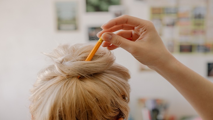 Kenali Perbedaan Pewarnaan Rambut Highlight dan Balayage