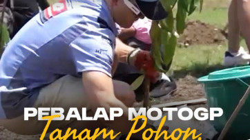 Pebalap MotoGP Tanam Pohon Dukung Pariwisata Hijau di Indonesia