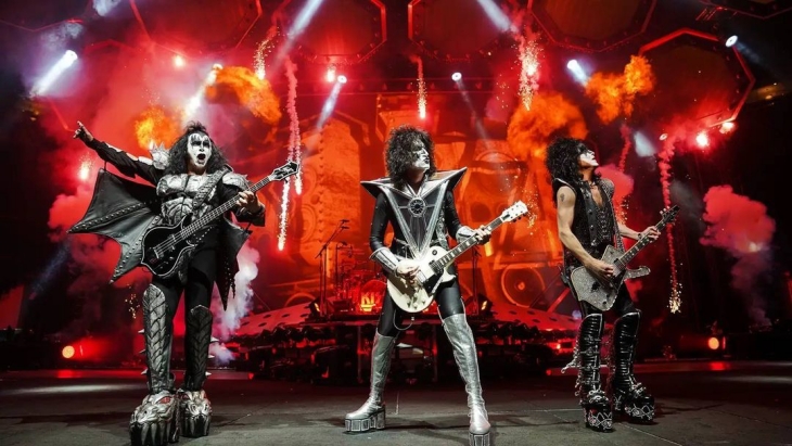 Gene Simmons Terpapar COVID-19, KISS Terpaksa Tunda Rangkaian Tur