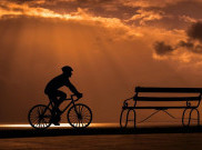 Tips Aman Bersepeda Malam Versi Bike To Work