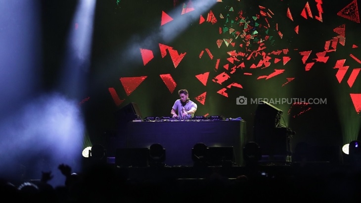 Hentakan EDM Jonas Blue, Bikin Penonton Berkeringat
