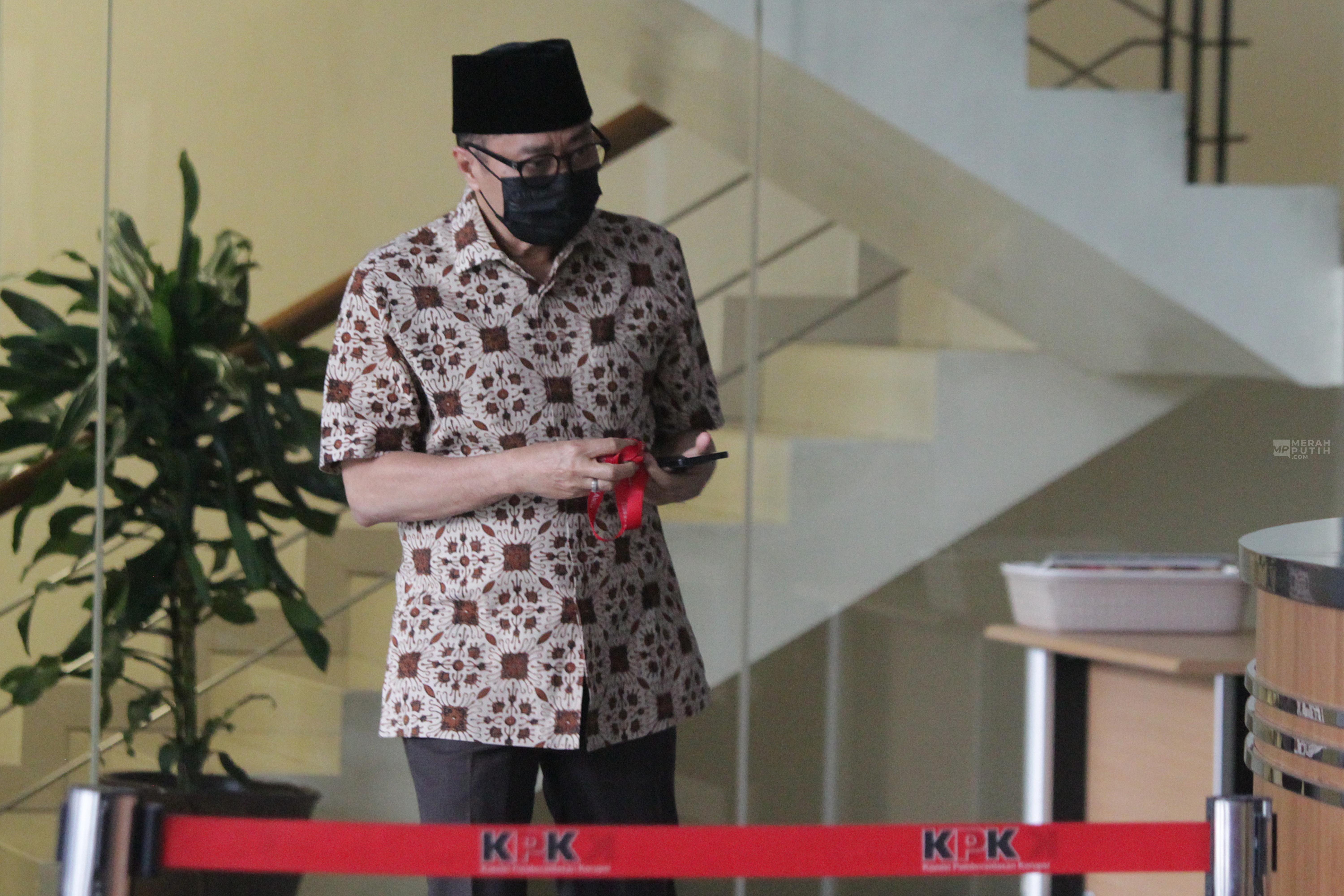 KPK Periksa Mantan Kakanwil Direktorat Jenderal Pajak (DJP) Jakarta Muhammad Haniv