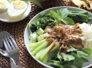 Pecel, Salad Sayuran yang Indonesia Banget