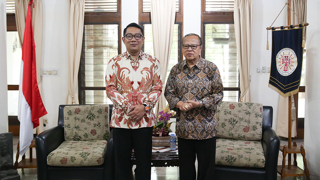 RK Temui Uskup Agung Jakarta, Diminta Urus Fakir Miskin dan Jaga Bumi