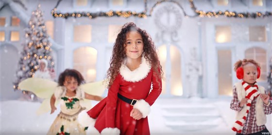 Setelah 25 Tahun, 'All I Want For Christmas Is You' dari Mariah Carey Kembali Duduk di Peringkat 1 Billboard