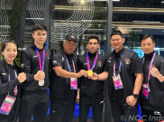 Basuki Hadimuljono Pimpin Parade Tim Indonesia saat Penutupan Asian Games 2022