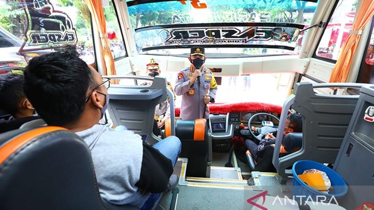 Kapolri Perintahkan Para Jenderal Bintang 3 Pimpin Pengamanan Mudik