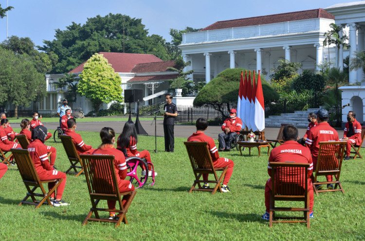 Presiden Jokowi Serahkan Bonus bagi Atlet Paralimpide 2020