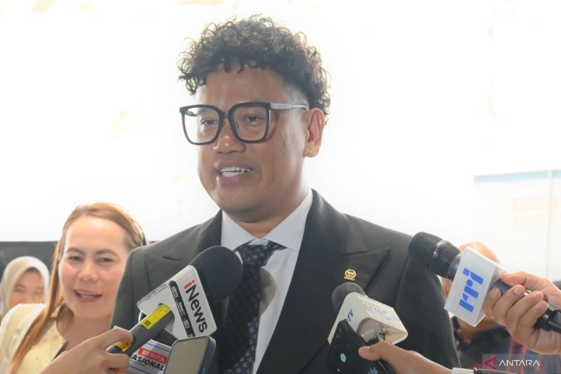 Imbas Kemarahan Rakyat, PAN Ajukan Penghentian Gaji hingga Fasilitas Eko Patrio dan Uya Kuya