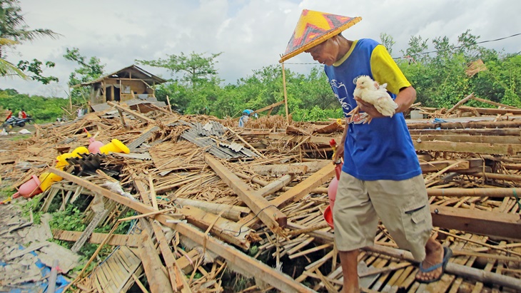 Tiga Rumah Hancur Dihantam Puting Beliung