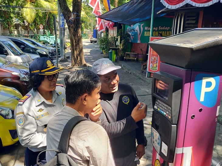Dishub Jakarta Tegaskan Parkir di Minimarket Gratis