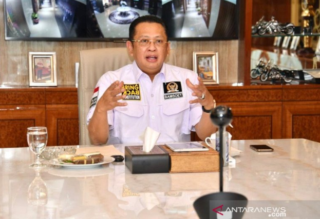 Bamsoet Minta Pria yang Ngeprank Lelang Motor Jokowi Dilepas