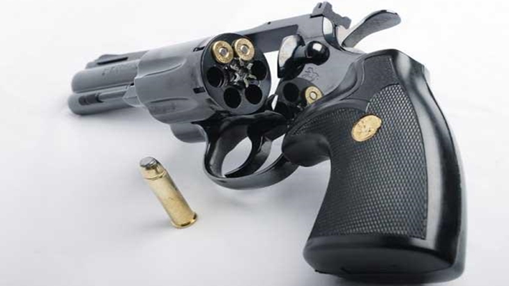 Waduh! Ternyata Dokter Helmi Beli Senjata dari Akun Media Sosial