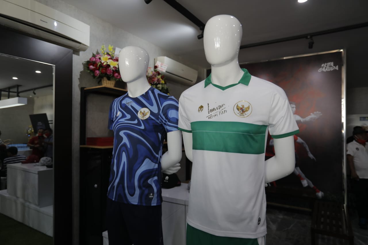 Corak Keindonesiaan di Jersey Tandang Timnas Indonesia