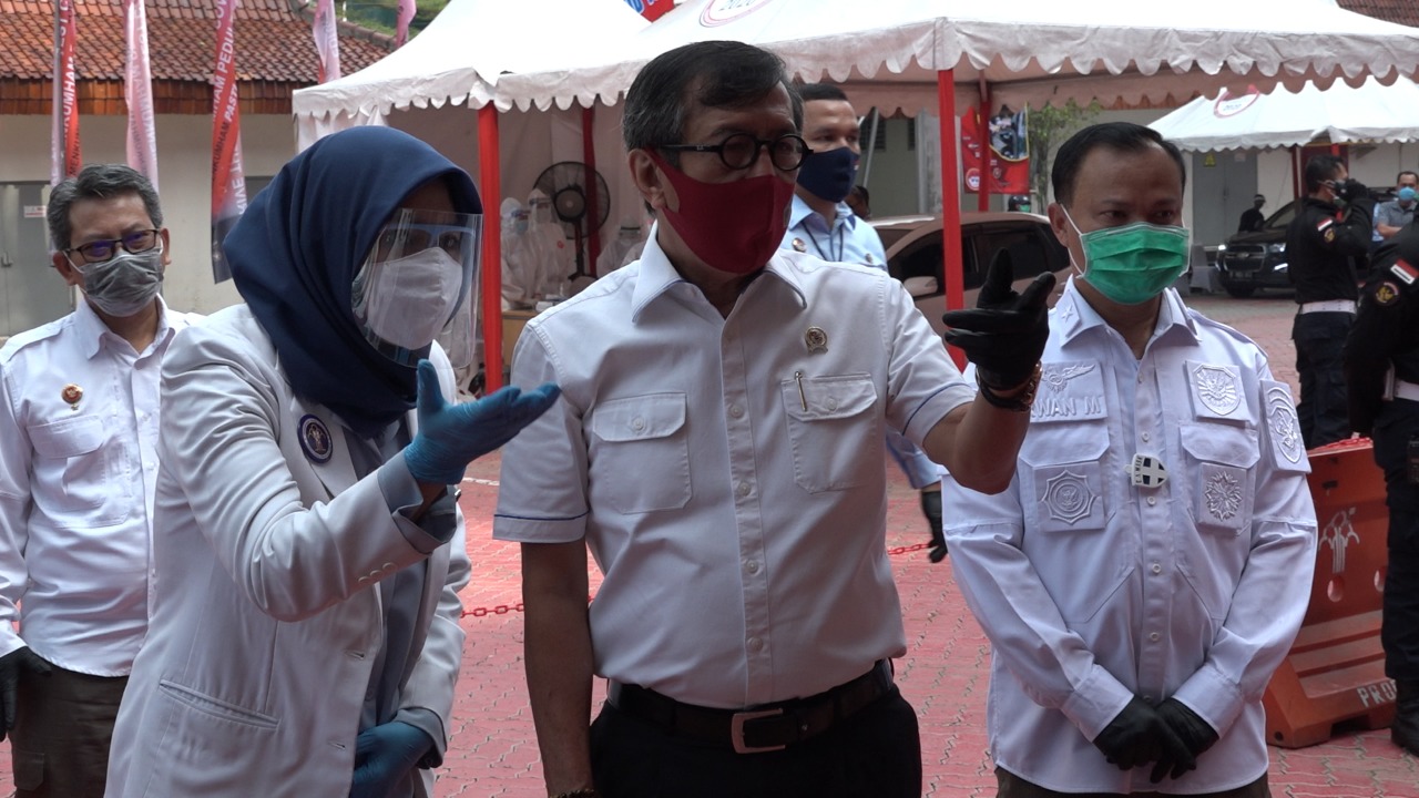 Kemenkumham Gelar Rapid Test Drive Thru untuk Masyarakat