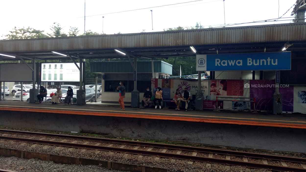 Penumpang KRL Capai 322.528 Orang saat Libur Natal