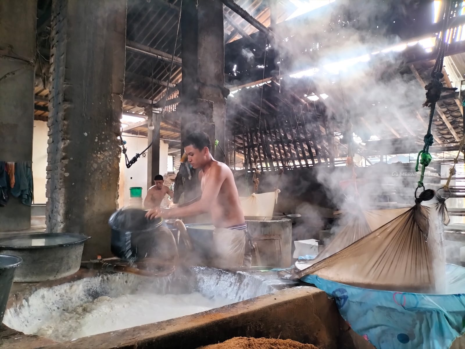 Siasat Perajin Tahu di Solo Bertahan di Tengah Mahalnya Harga Kedelai