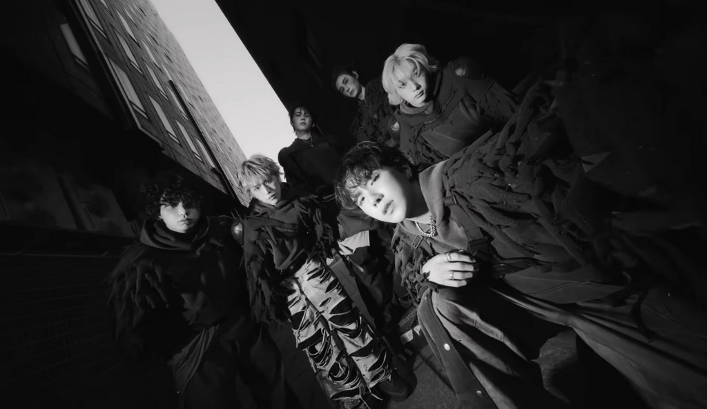 BOYNEXTDOOR Rilis MV 'Knock Knock Knock', Buka Era Baru Jelang Album 'Home'