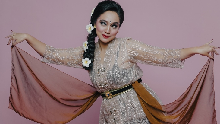 Persatuan Dua Kebudayaan di Single ‘Penari di Hatiku’ Bella Fawzi