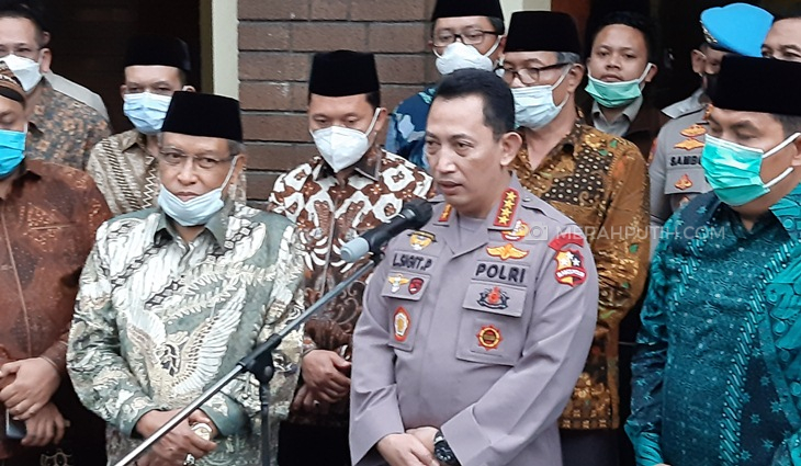 Kapolri Jenderal Listyo Sigit Prabowo bersilaturahmi dengan Pengurus Besar Nahdlatul Ulama (PBNU). (Foto: MP/Kanugrahan)