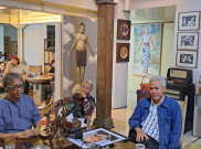 Ganjar Bahas Putusan MK Dengan Budayawan Butet Kartaredjasa