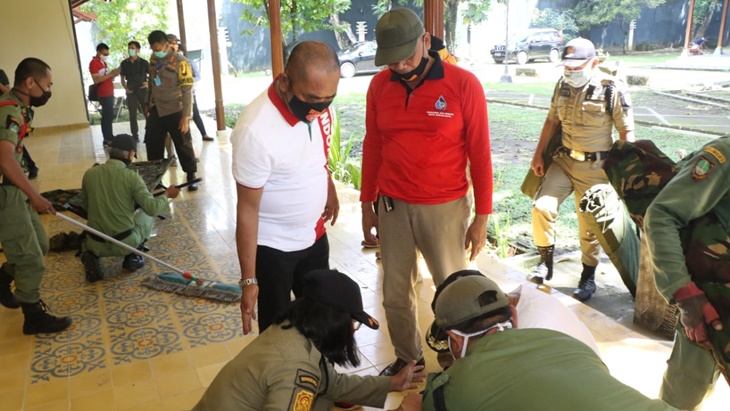 Wali Kota Solo FX Hadi Rudyatmo berharap Presiden Jokowi melarang mudik