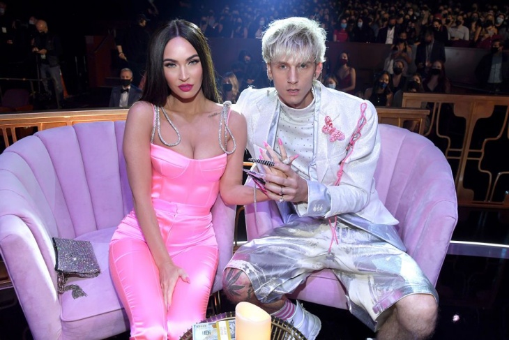 Megan Fox dan Machine Gun Kelly. (Foto Elle) 