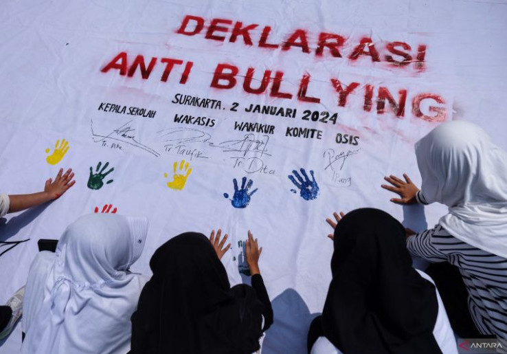 Viral, Remaja Putri Dipukuli Pelaku dan Teman-Temannya di Tambora Gara-Gara Rebutan Pacar