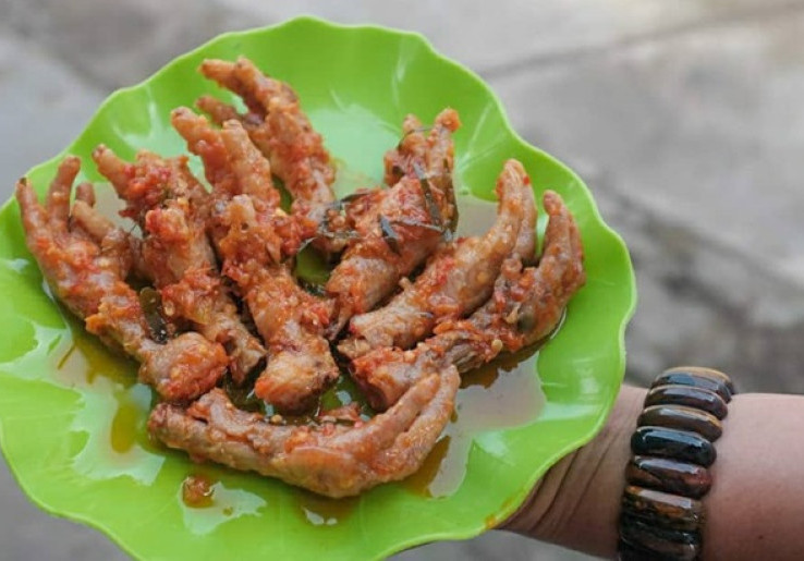 Kupas Tuntas Khasiat Ceker Ayam untuk Kesehatan Diri