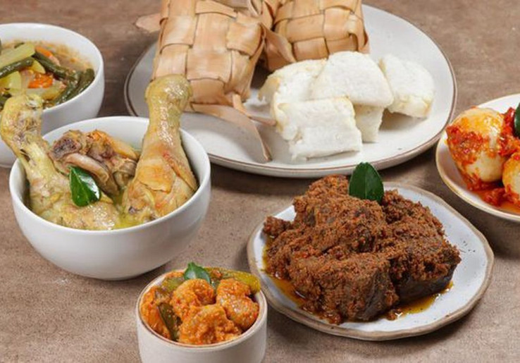 Opor, Rendang, Kue Kering: Berapa Kalori Ideal yang Dikonsumsi saat Lebaran?