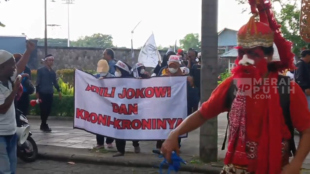 Massa Demo ‘Adili Jokowi’ di Polresta Surakarta, Jokowi Sebut sebagai Ungkapan Ekspresi