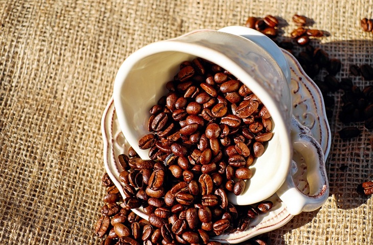 Kopi tatungkuik didatangkan dari provinsi tetangga. (Foto: Pixabay/Couleur)