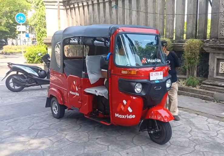 Dishub Solo Setop Operasional Bajaj Online, tak Punya TNKB dan STNK