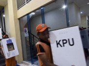 Polisi Tutup Jalan Sekitar KPU Saat Pendaftaran Capres - Cawapres